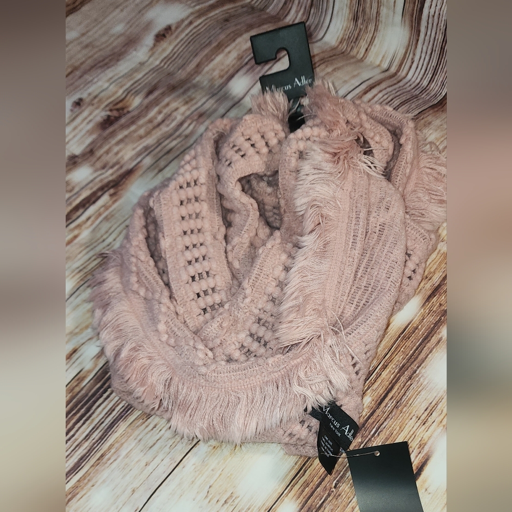 Marcus Adler Pink Fringed Scarf